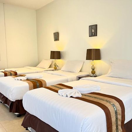 3B Boutique Hotel Чиангмай Екстериор снимка