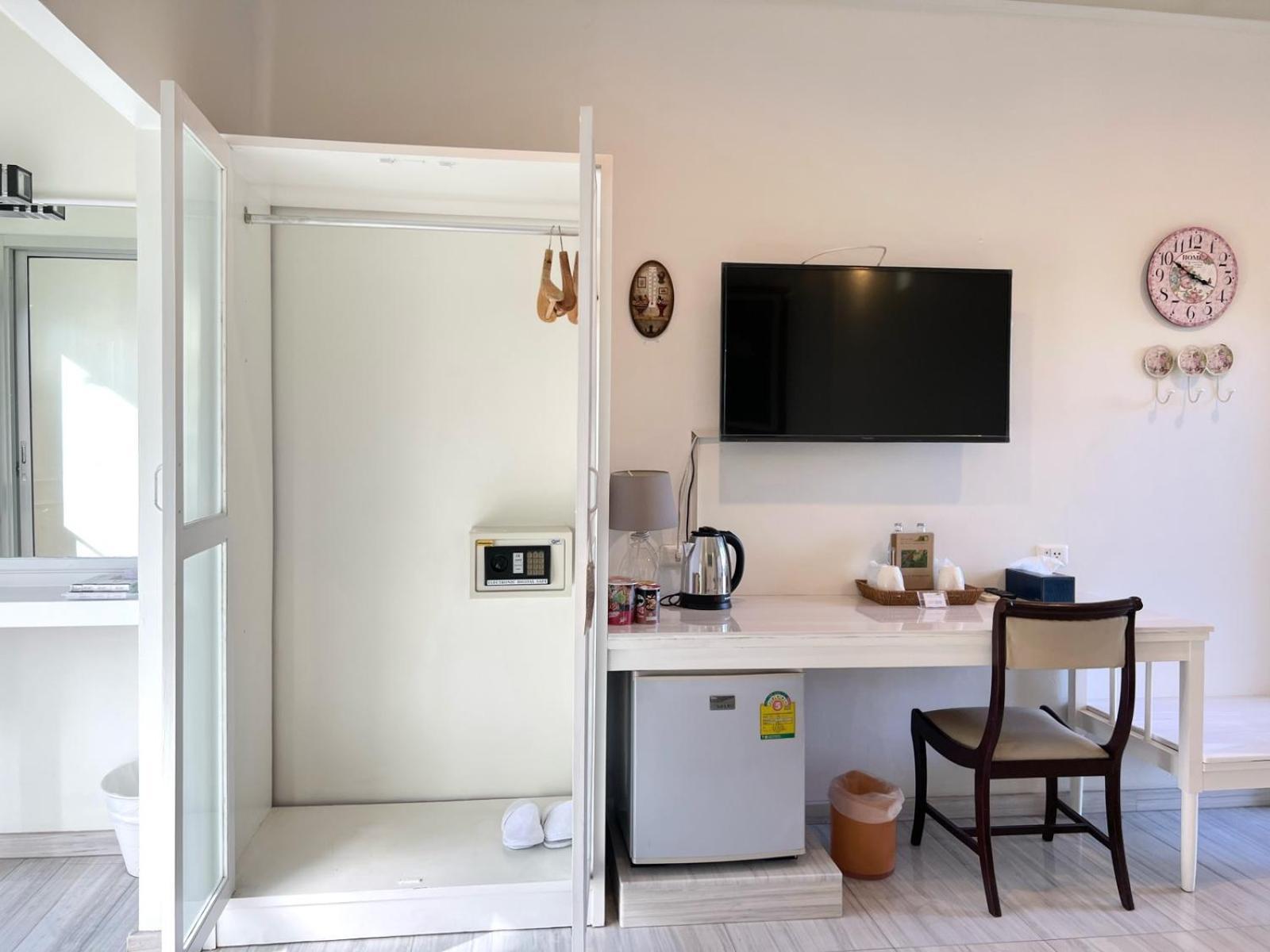 3B Boutique Hotel Чиангмай Екстериор снимка