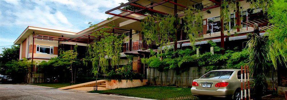 3B Boutique Hotel Чиангмай Екстериор снимка